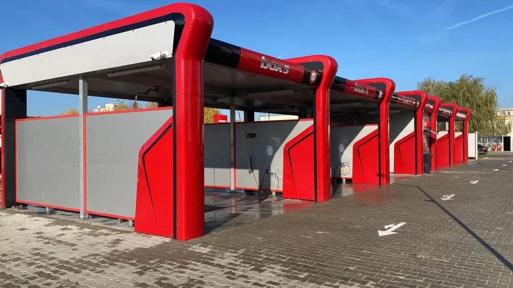 piste self service cu structura Aquarama rosie