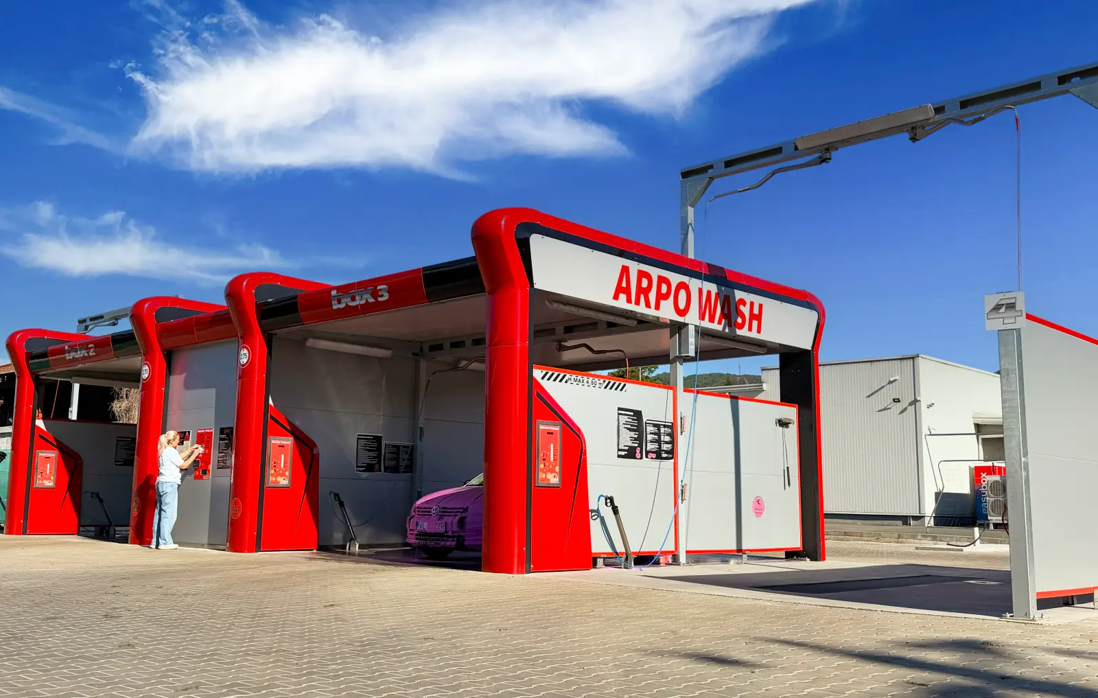 Spalatorie self service construita in Vladesti, Valcea
